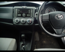 Toyota Corolla Axio 2016