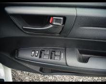 Toyota Corolla Axio 2016