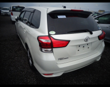 Toyota Corolla Fielder 2016