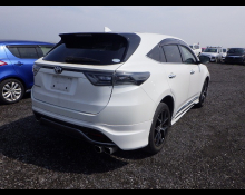 Toyota Harrier 2016