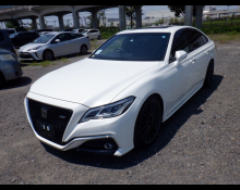 Toyota Crown 2018