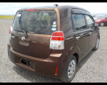Toyota Spade 2016