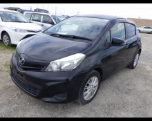 Toyota Vitz 2013