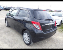 Toyota Vitz 2013