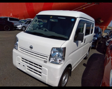 Nissan NV100 2019