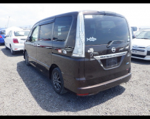Nissan Serena 2016