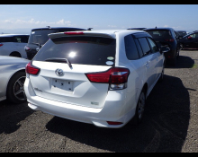 Toyota Corolla Fielder 2016