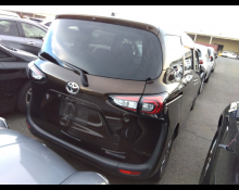 Toyota Sienta 2018