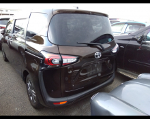 Toyota Sienta 2018