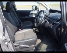 Toyota Voxy 2013