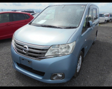 Nissan Serena 2013