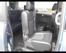 Nissan Serena 2013