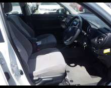 Toyota Corolla Axio 2016