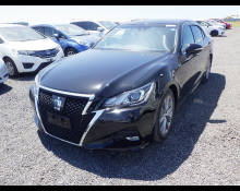 Toyota Crown Hybrid 2017