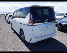 Nissan Serena 2016