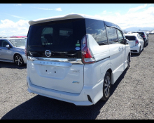 Nissan Serena 2016