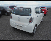 Daihatsu Mira e:S 2016