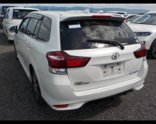 Toyota Corolla Fielder 2016