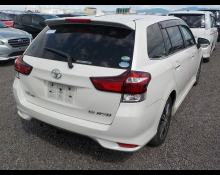 Toyota Corolla Fielder 2016