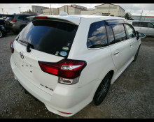 Toyota Corolla Fielder 2016