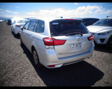 Toyota Corolla Fielder 2016