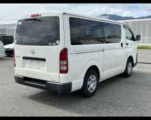Toyota Hiace Van 2015