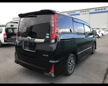 Toyota Noah 2017
