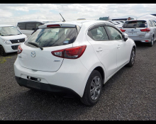 Mazda Demio 2016