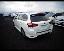 Toyota Corolla Fielder 2016