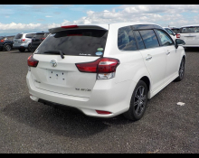Toyota Corolla Fielder 2016