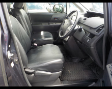 Toyota Voxy 2013