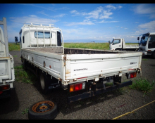Isuzu Elf Truck 2013
