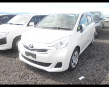 Toyota Ractis 2016