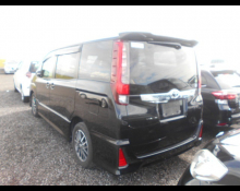 Toyota Noah 2016