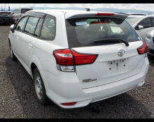 Toyota Corolla Fielder 2016