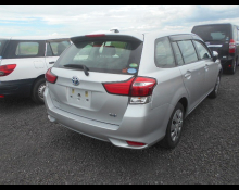 Toyota Corolla Fielder 2016