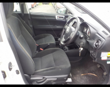 Toyota Corolla Axio 2016