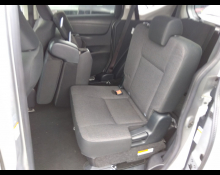 Toyota Sienta 2019