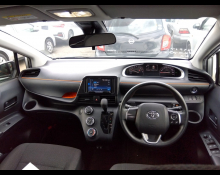 Toyota Sienta 2019