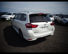 Toyota Corolla Fielder 2016