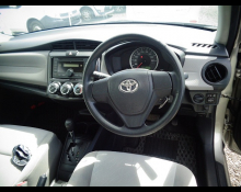 Toyota Corolla Axio 2012