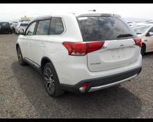 Mitsubishi Outlander 2016