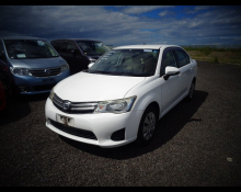 Toyota Corolla Axio 2013