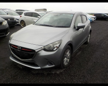 Mazda Demio 2016