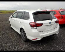 Toyota Corolla Fielder 2016