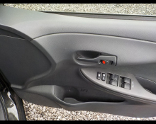 Toyota Corolla Fielder 2012