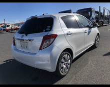 Toyota Vitz 2011
