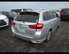 Toyota Corolla Fielder 2016