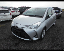 Toyota Vitz 2017