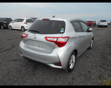 Toyota Vitz 2017